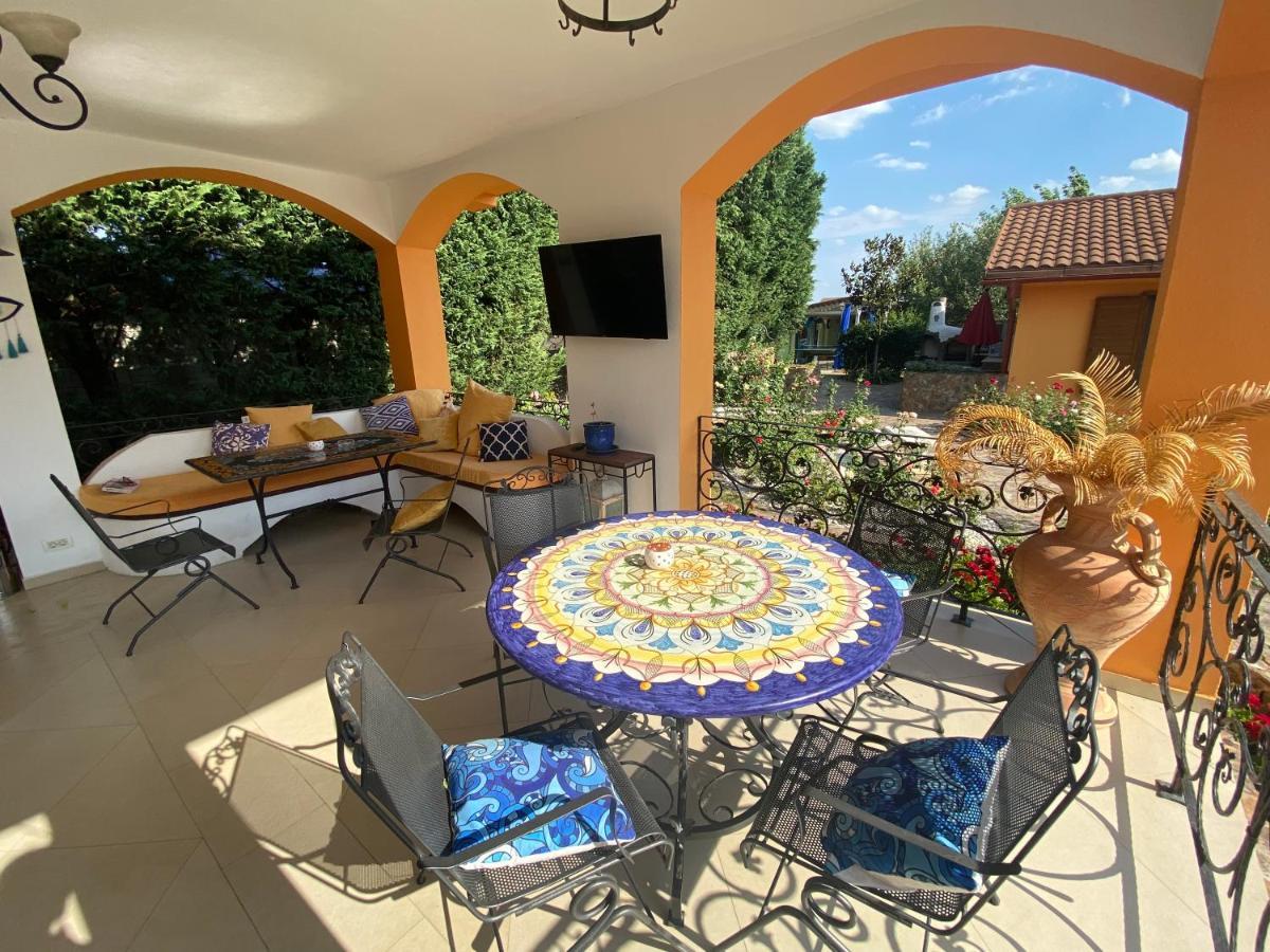 Aparthotel La Conac Arad Esterno foto