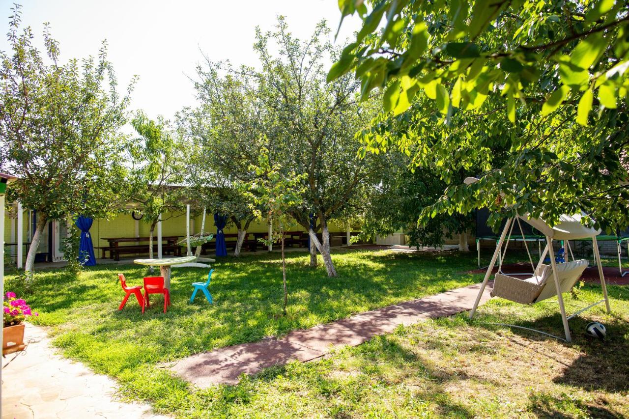 Aparthotel La Conac Arad Esterno foto