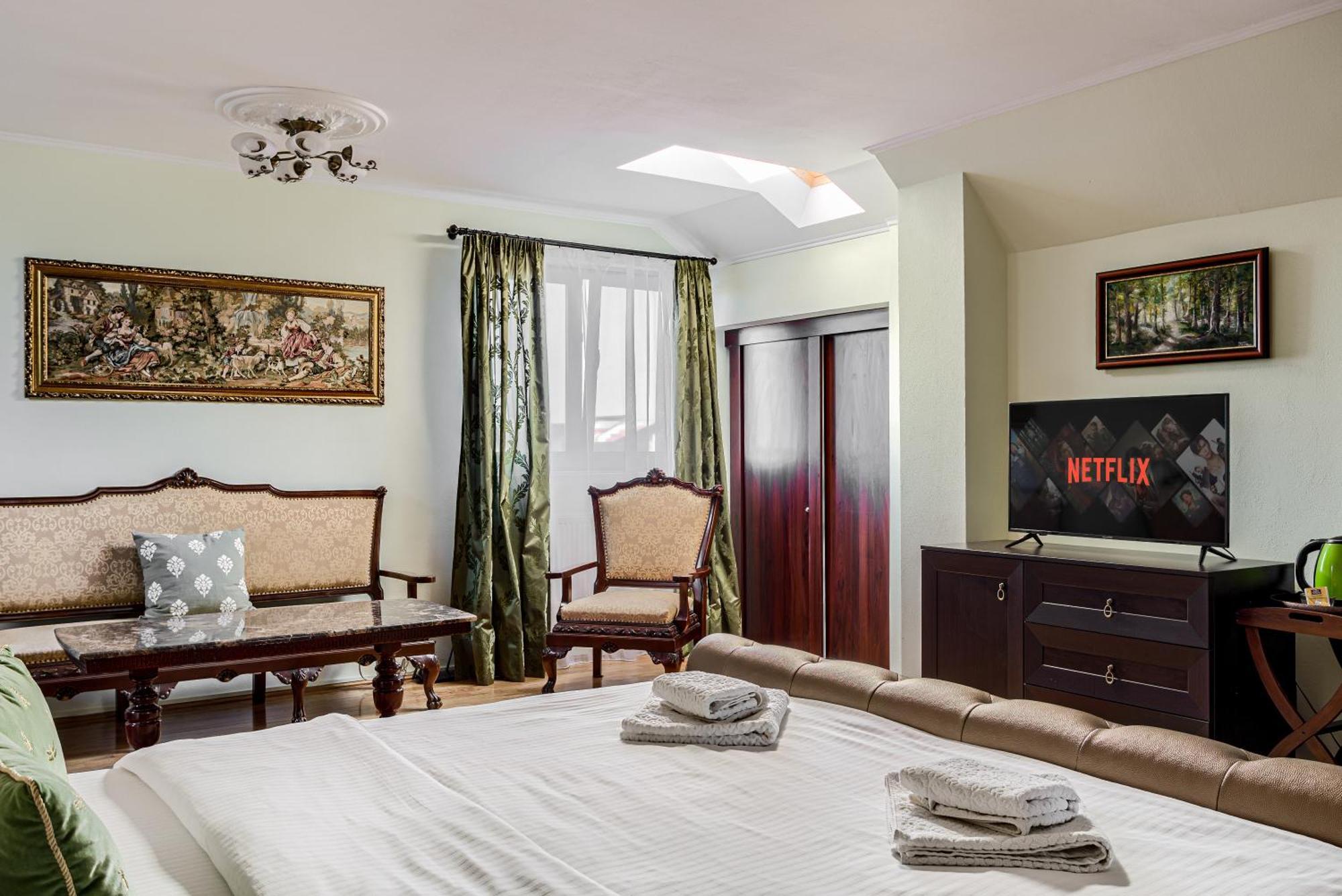 Aparthotel La Conac Arad Esterno foto